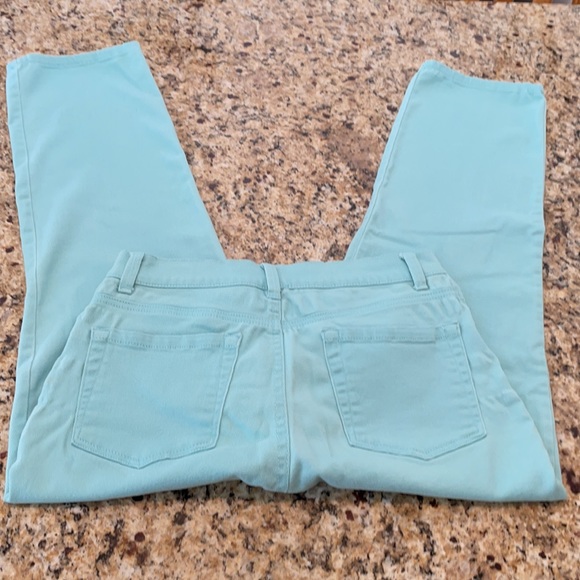 Gloria Vanderbilt Amanda Jeans - Picture 3 of 13